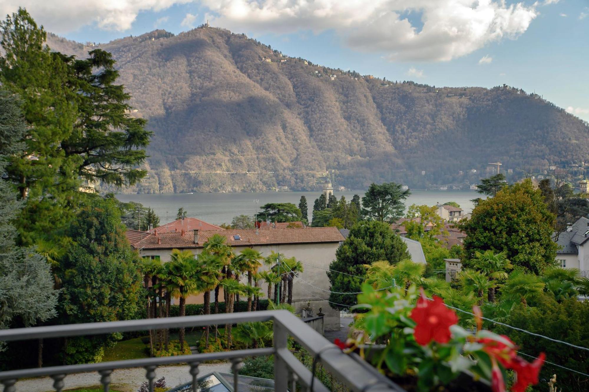Hotel Ristorante La Vignetta Cernobbio Extérieur photo